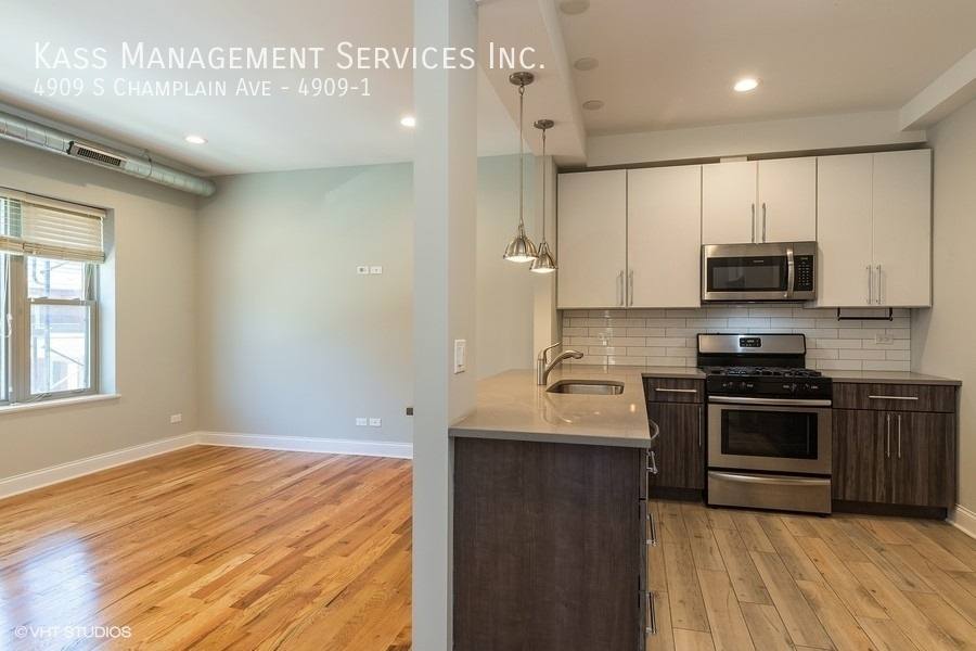 Apartment for rent at 4909 S Champlain Ave #1, Chicago, IL 60615