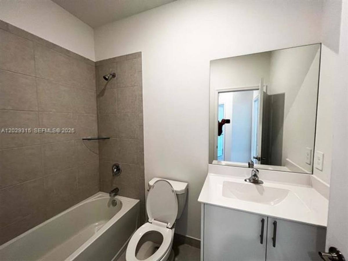 Townhouse for rent at 24600 SW 119th Place, Homestead, FL 33032