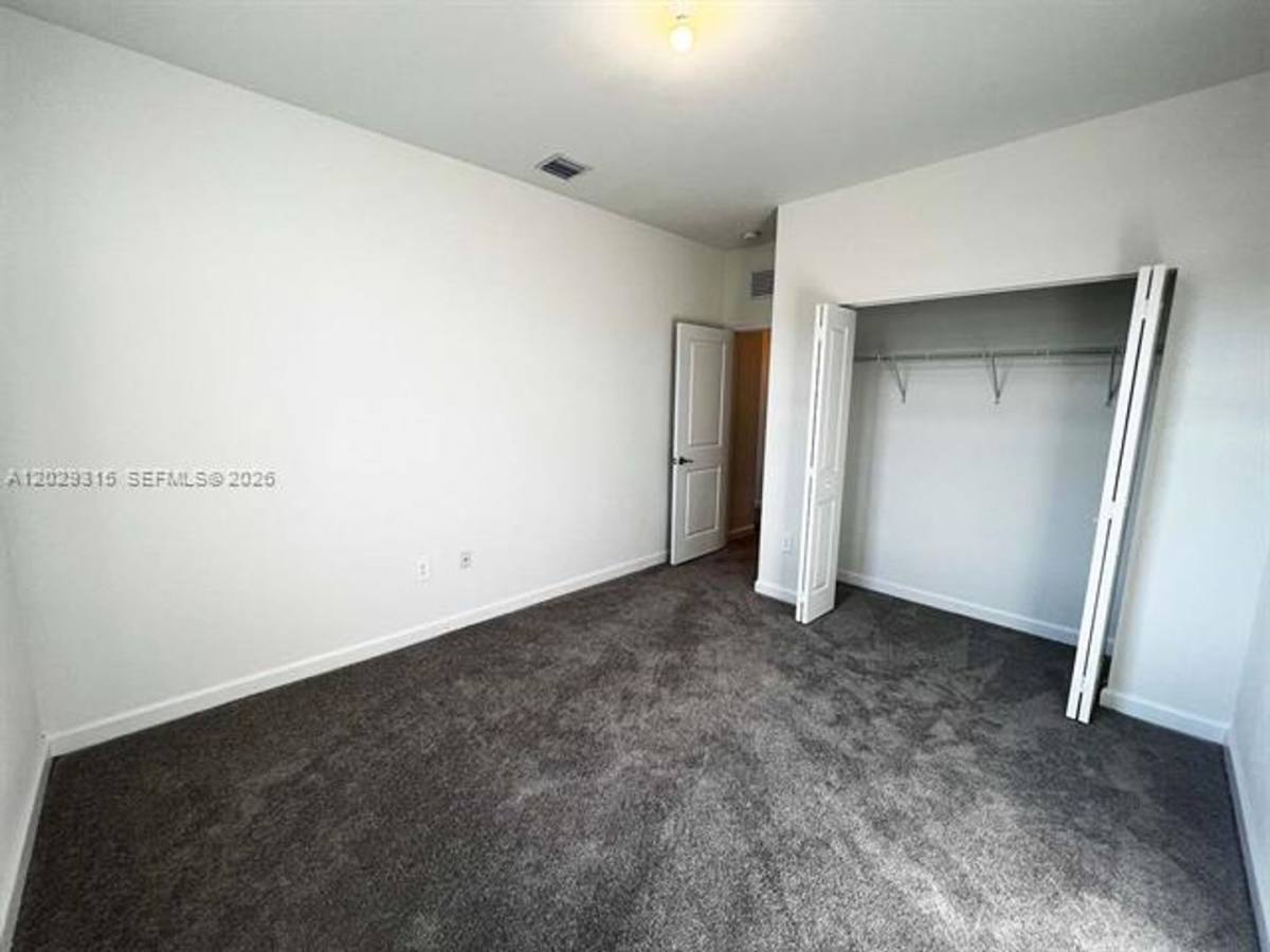 Townhouse for rent at 24600 SW 119th Place, Homestead, FL 33032