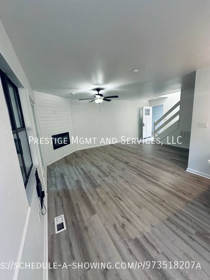 Apartment for rent at 1 Villa Dr #1C, Westminster, SC 29693