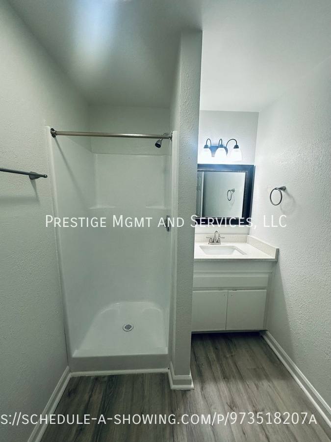 Apartment for rent at 1 Villa Dr #1C, Westminster, SC 29693