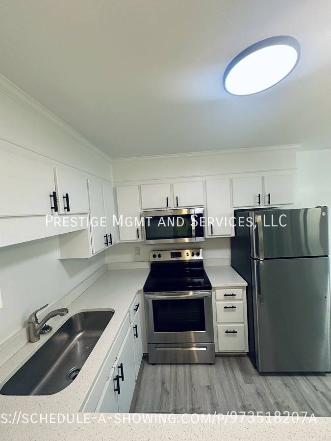Apartment for rent at 1 Villa Dr #1C, Westminster, SC 29693