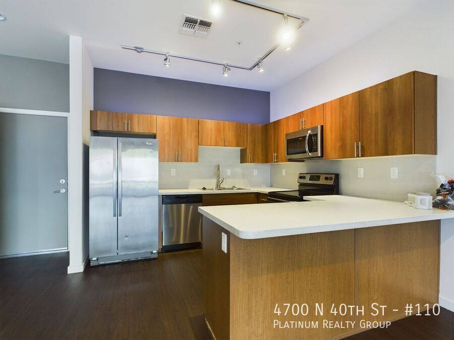Townhouse for rent at 4700 N 40th St #110, Phoenix, AZ 85018