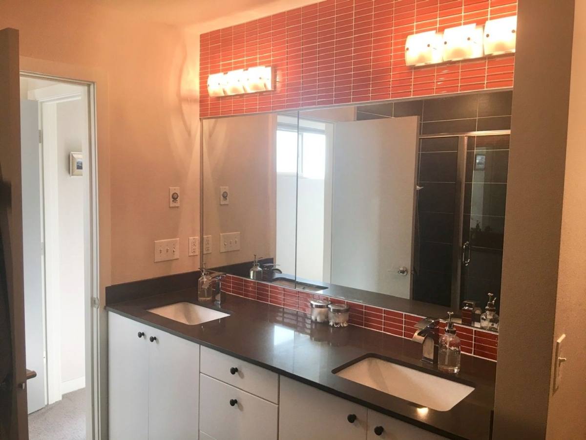 Townhouse for rent at 6217 14th Ave NW, Seattle, WA 98107