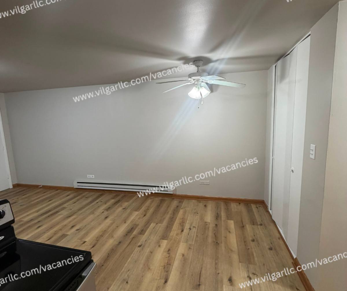 Condo for rent at 8841 Schneider, Highland, IN 46322