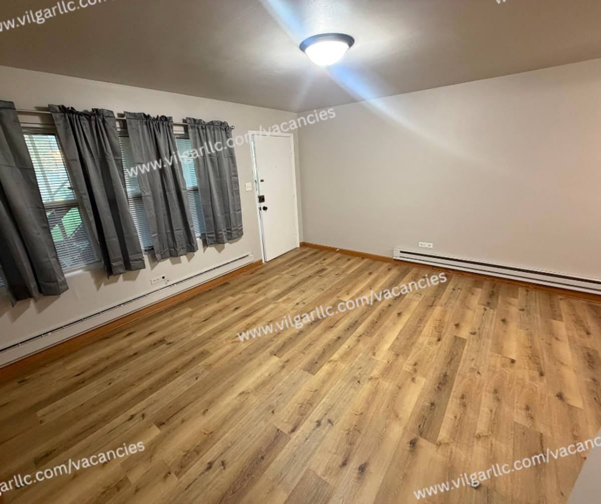 Condo for rent at 8841 Schneider, Highland, IN 46322