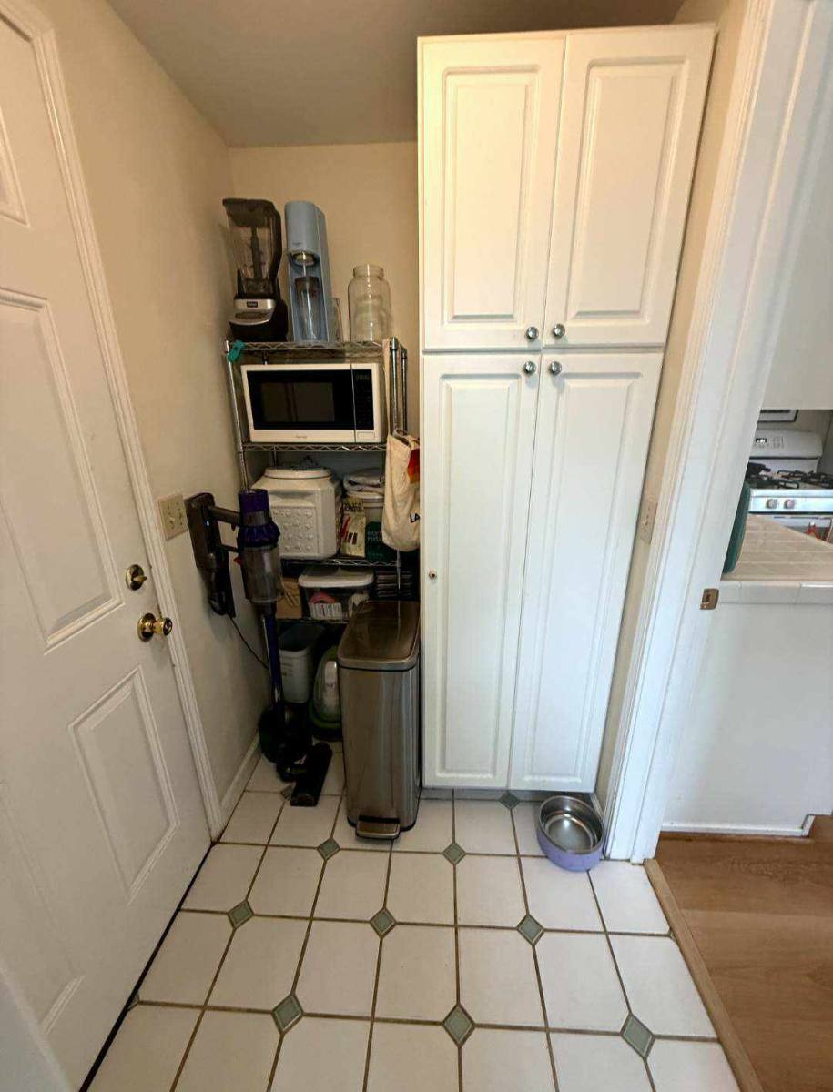 Apartment for rent at 126 Pine St, Santa Cruz, CA 95062
