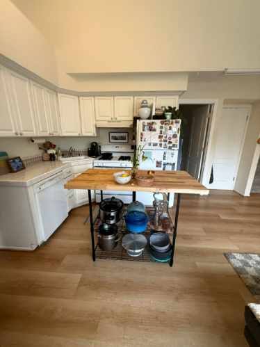 Apartment for rent at 126 Pine St, Santa Cruz, CA 95062
