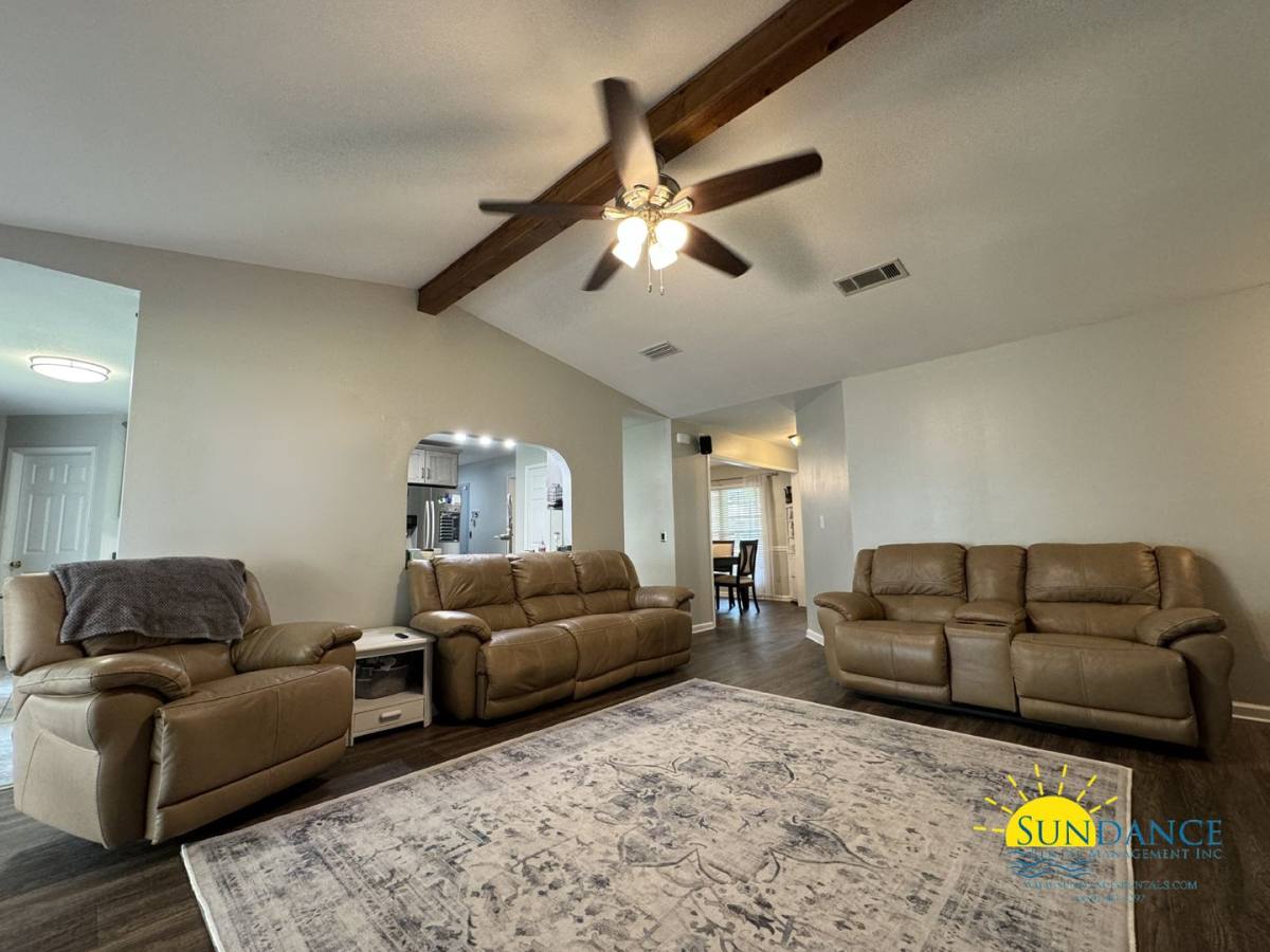 House for rent at 109 Long Pointe Dr, Mary Esther, FL 32569