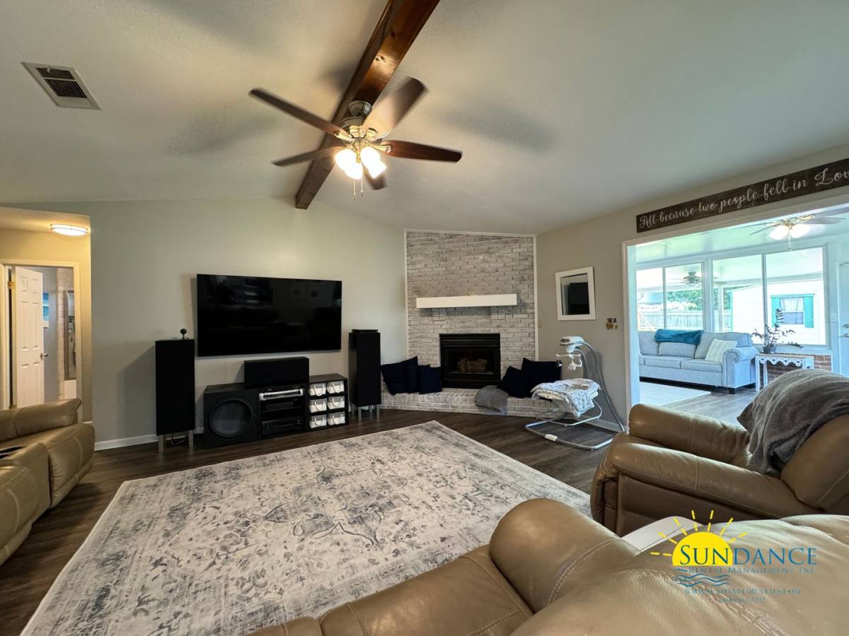 House for rent at 109 Long Pointe Dr, Mary Esther, FL 32569