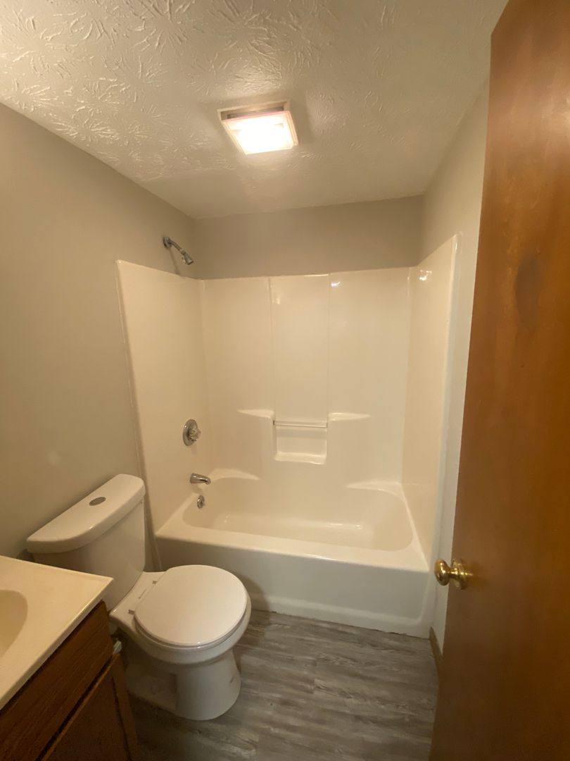 Apartment for rent at 906 Flanders Lane, Knoxville, TN 37919
