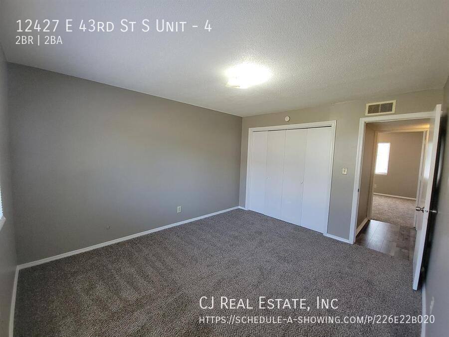 Apartment for rent at 12427 E 43rd St S #4, Independence, MO 64055