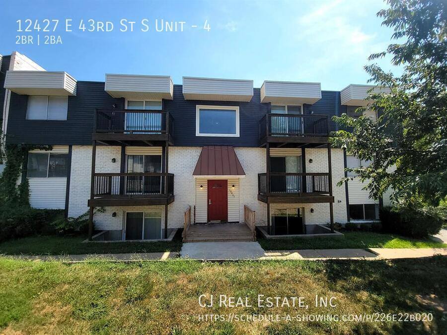 Apartment for rent at 12427 E 43rd St S #4, Independence, MO 64055