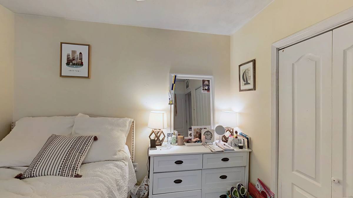 Apartment for rent at 93 Prince St #21, Boston, MA 02113