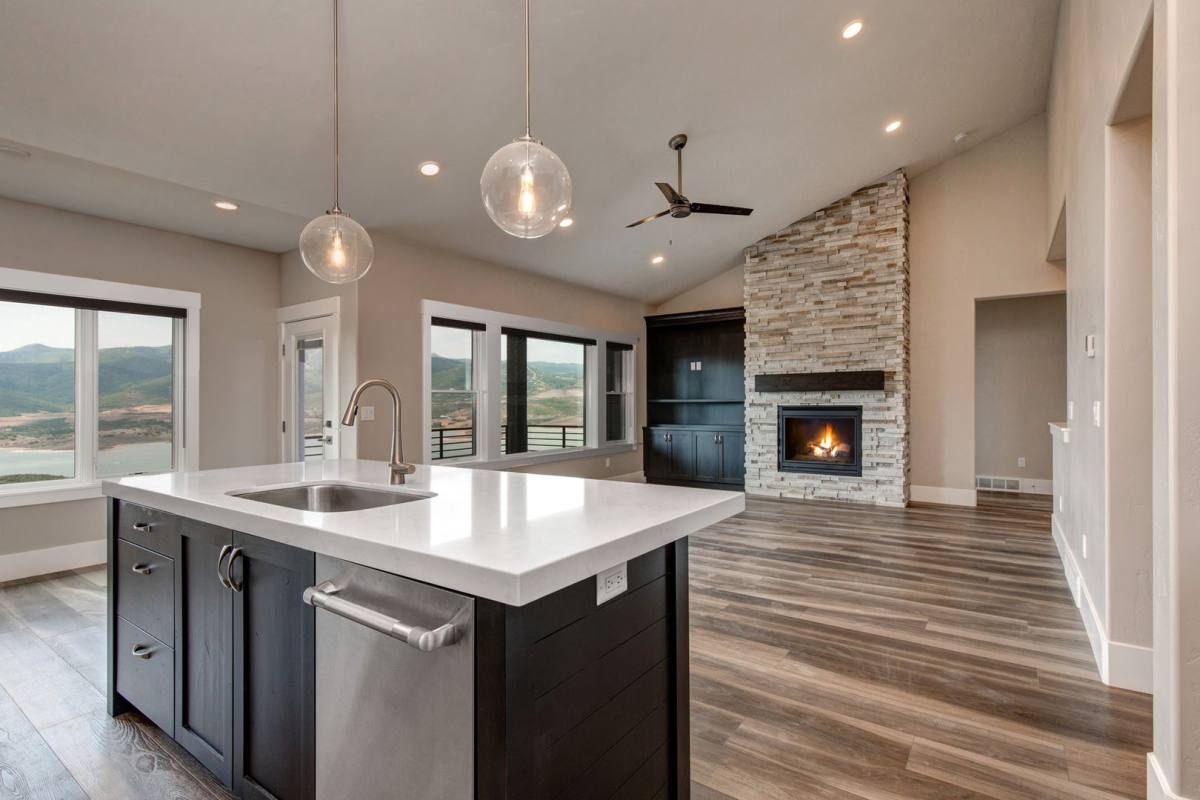 House for rent at 11091 Shoreline Dr, Kamas, UT 84036