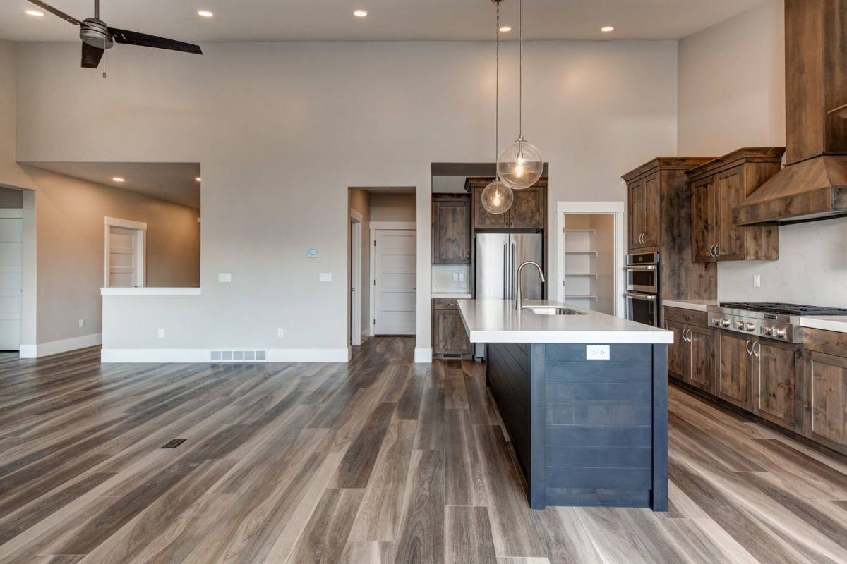 House for rent at 11091 Shoreline Dr, Kamas, UT 84036