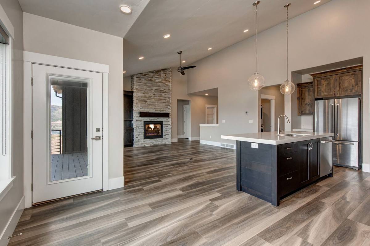 House for rent at 11091 Shoreline Dr, Kamas, UT 84036