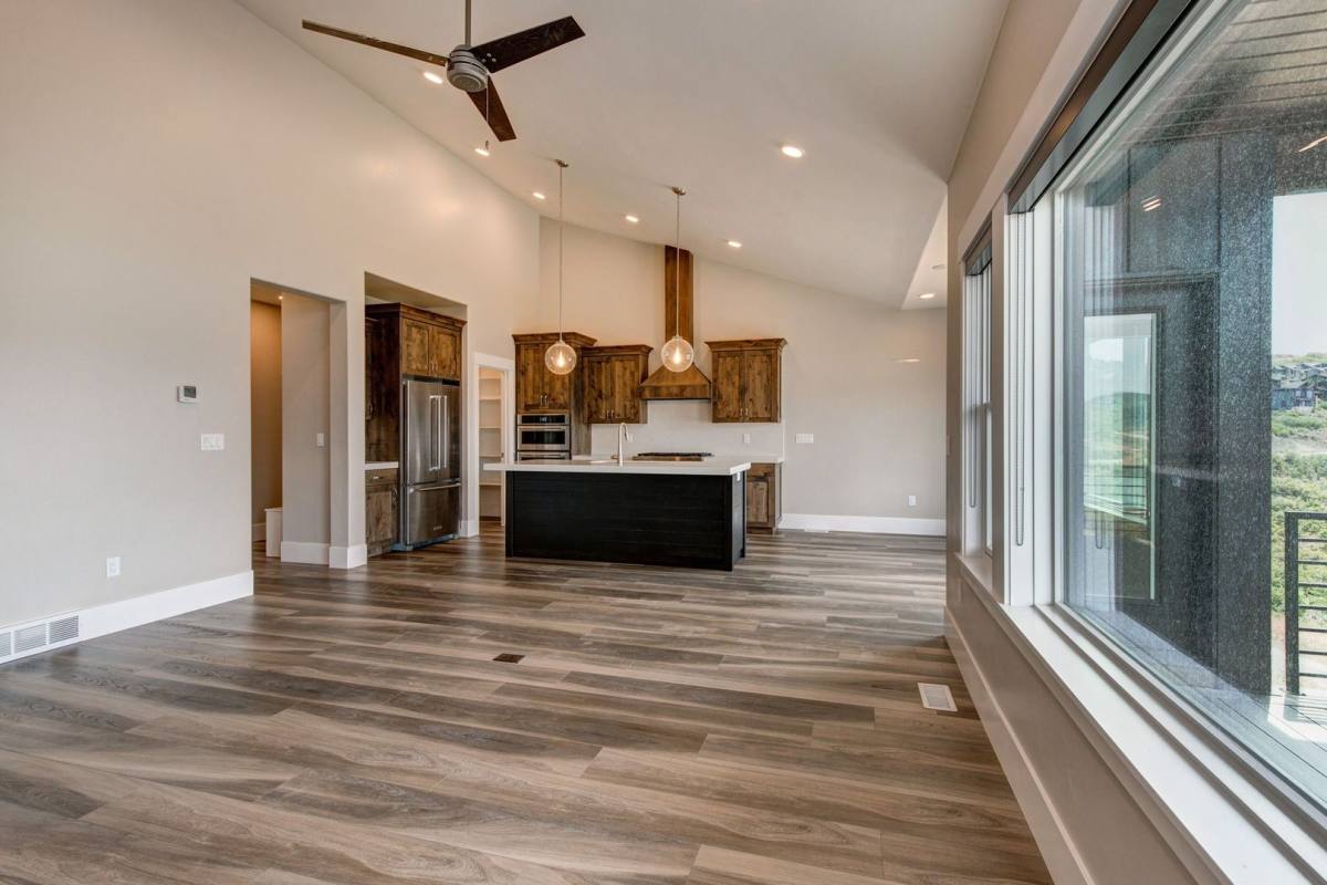 House for rent at 11091 Shoreline Dr, Kamas, UT 84036