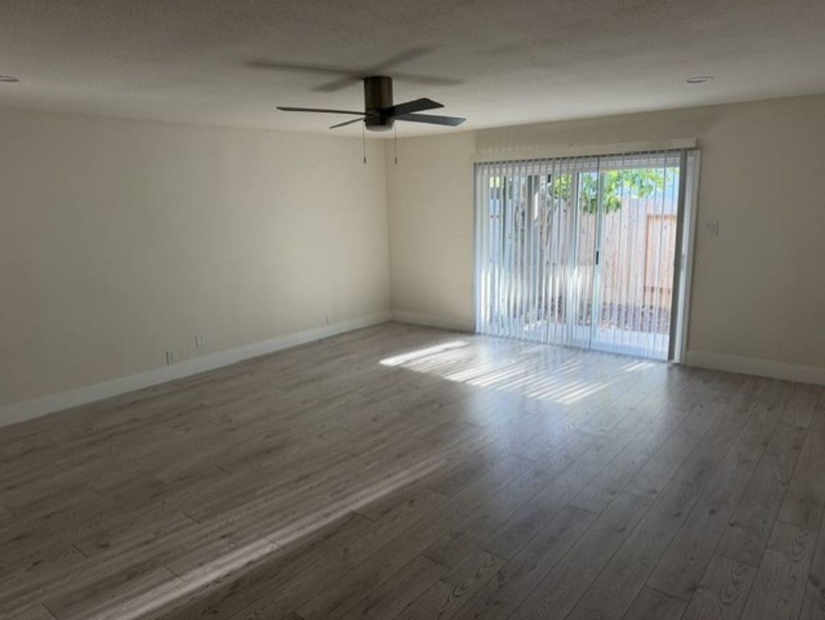 House for rent at 6820 Lincoln Oaks Dr, Fair Oaks, CA 95628