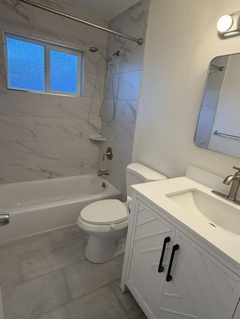 House for rent at 6820 Lincoln Oaks Dr, Fair Oaks, CA 95628