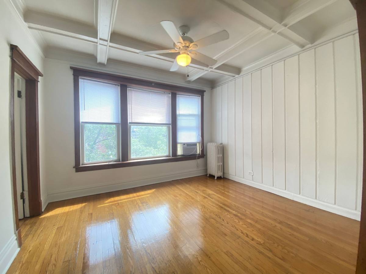Apartment for rent at 3400 N Halsted St, Chicago, IL 60657