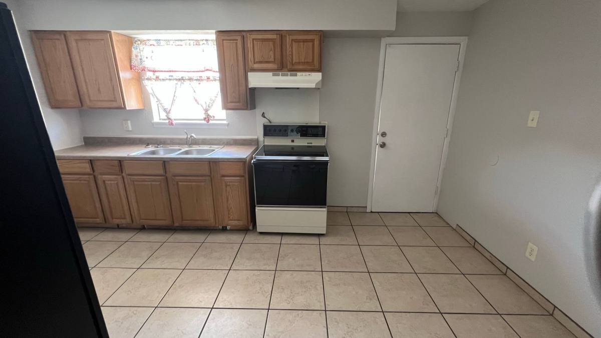 House for rent at 1355 Roosevelt, Las Cruces, NM 88001
