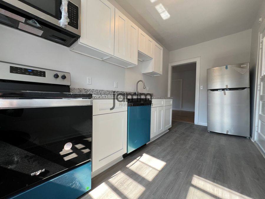 Apartment for rent at 2568 Overlook Rd #8, Cleveland, OH 44106