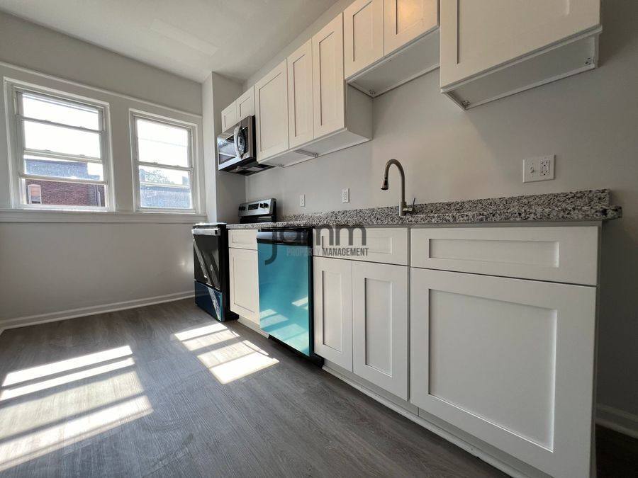 Apartment for rent at 2568 Overlook Rd #8, Cleveland, OH 44106