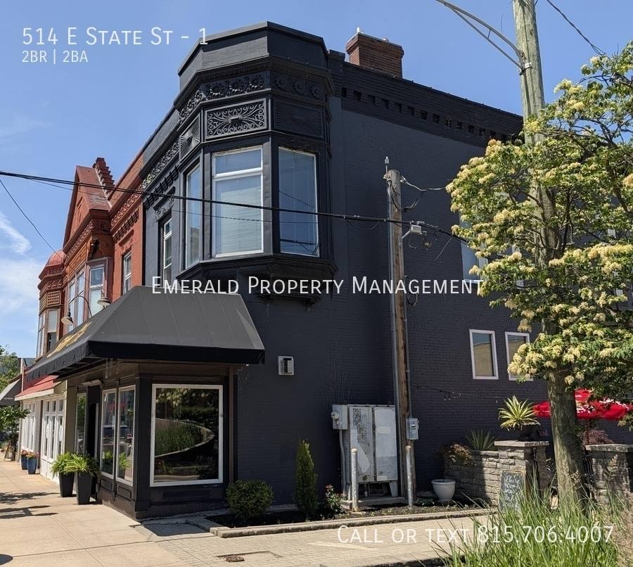 Apartment for rent at 514 E State St #1, Rockford, IL 61104