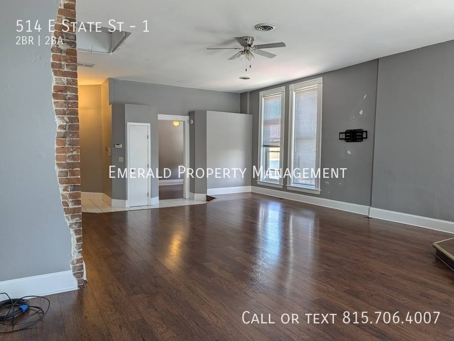 Apartment for rent at 514 E State St #1, Rockford, IL 61104