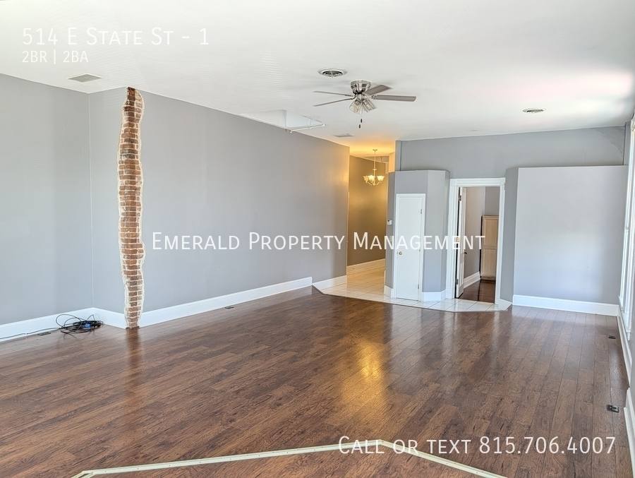 Apartment for rent at 514 E State St #1, Rockford, IL 61104