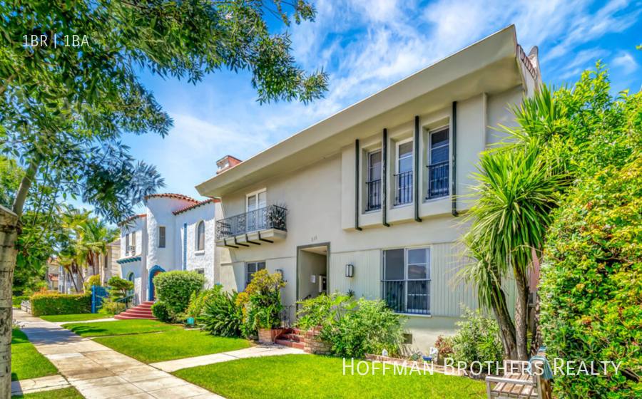 Apartment for rent at 215 S Elm Dr #104, Beverly Hills, CA 90212