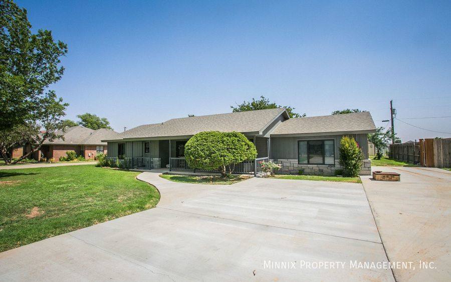 House for rent at 5321 121st St, Lubbock, TX 79424