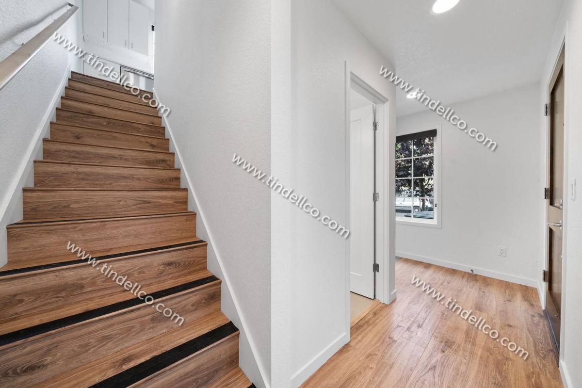 Apartment for rent at 1106-1110 SE Lincoln St, Portland, OR 97214