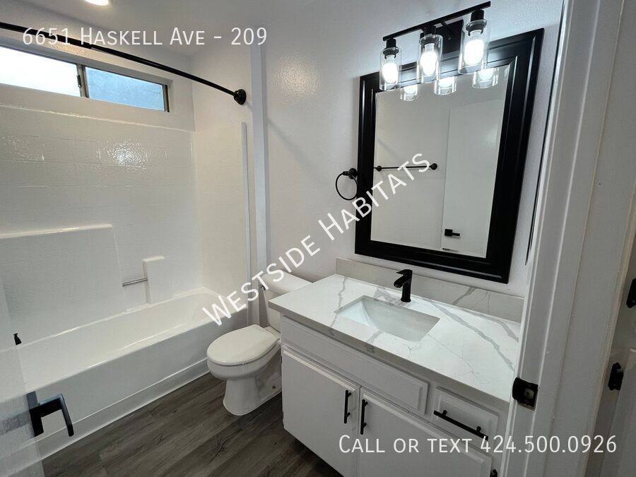 Apartment for rent at 6651 Haskell Ave #209, Van Nuys, CA 91406