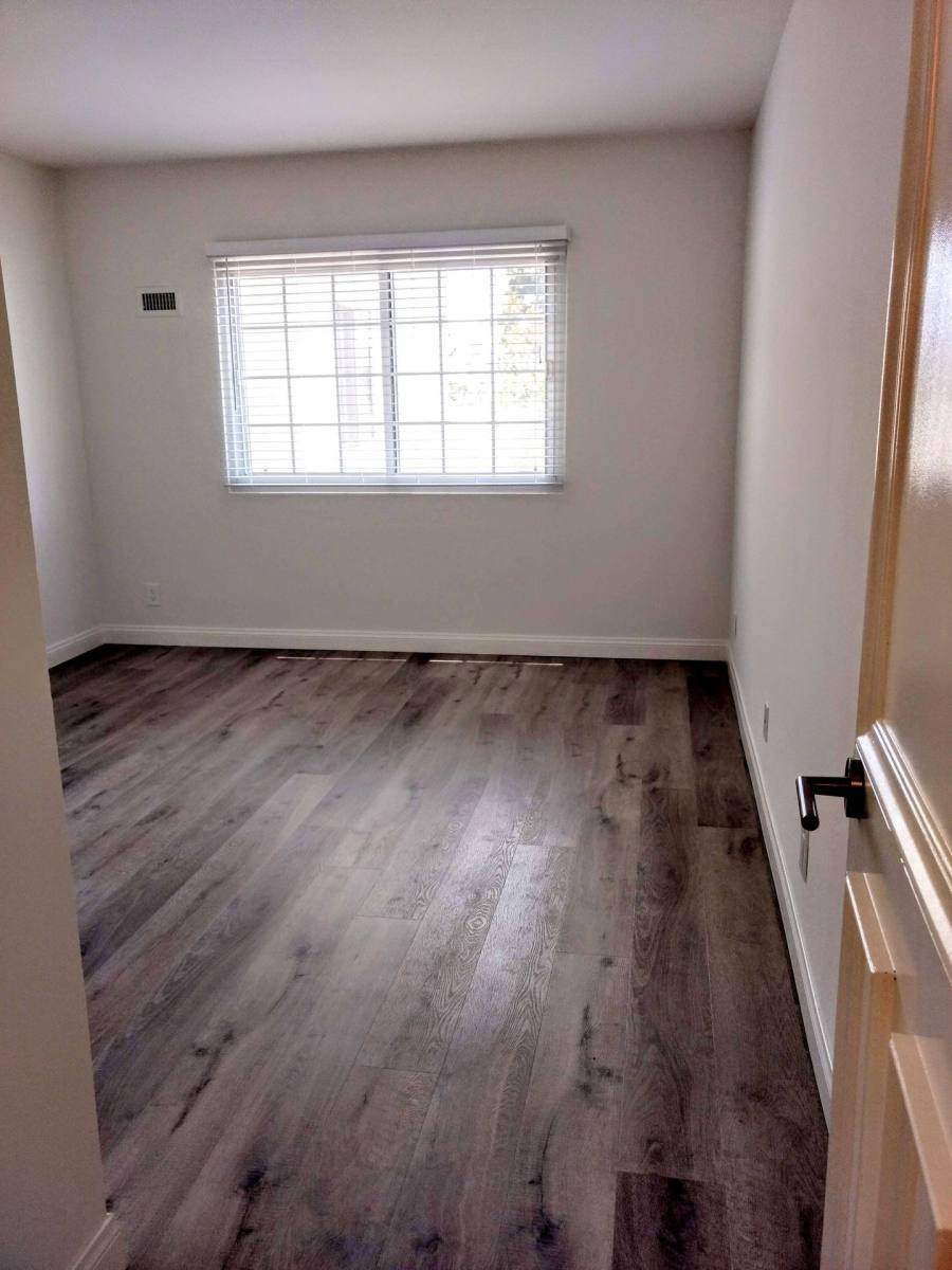 Apartment for rent at 8607 Tuscany Ave, Playa Del Rey, CA 90293