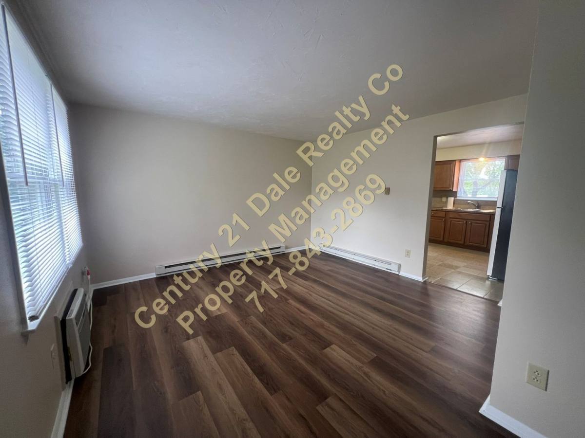 House for rent at 74 Tonden Dr, York, PA 17402