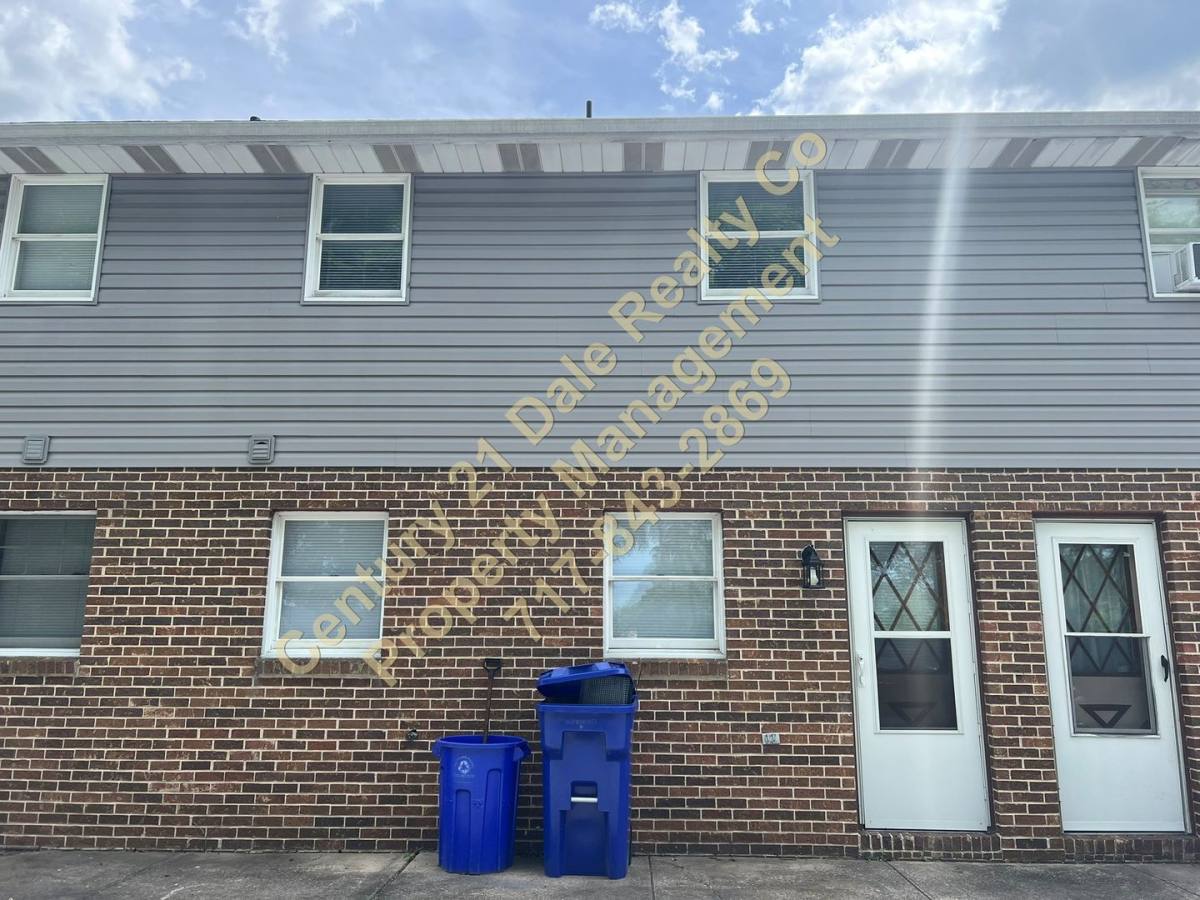 House for rent at 74 Tonden Dr, York, PA 17402