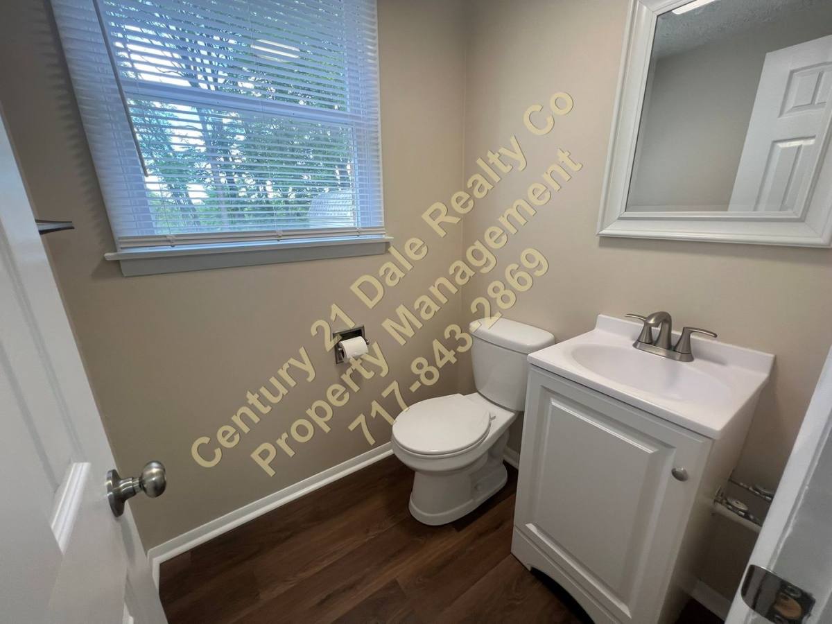 House for rent at 74 Tonden Dr, York, PA 17402