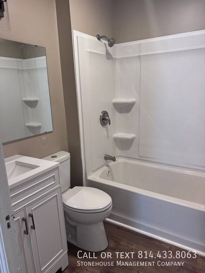 House for rent at 306 Poplar St, Erie, PA 16507