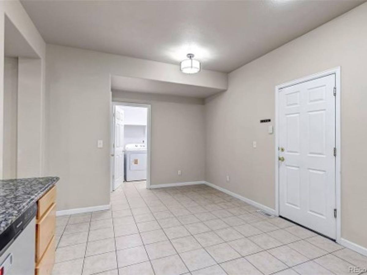 House for rent at 4519 S Atchison Way, Aurora, CO 80015