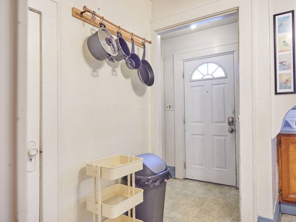 Apartment for rent at 504 SW 10th St, Gainesville, FL 32601