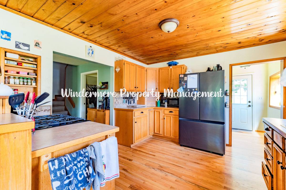 House for rent at 25996 Barber Cut Off Rd NE, Kingston, WA 98346