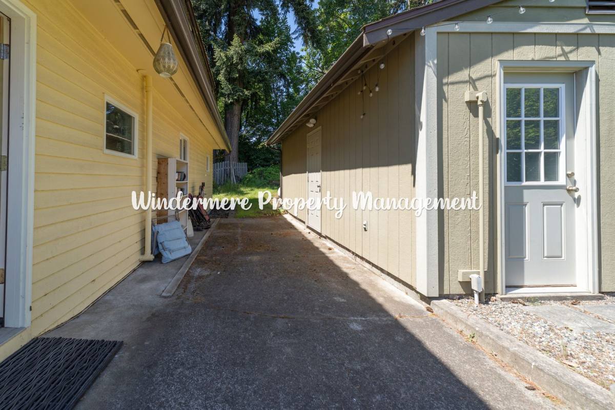 House for rent at 25996 Barber Cut Off Rd NE, Kingston, WA 98346