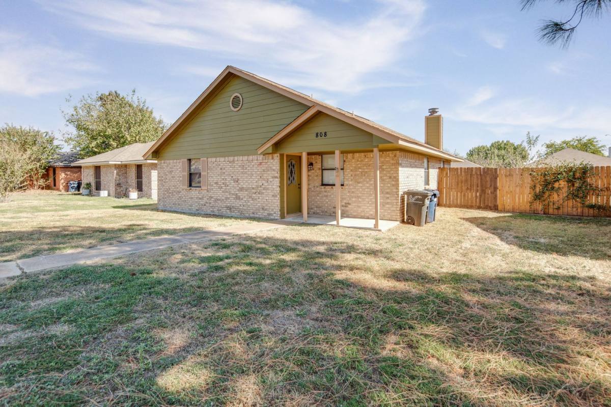House for rent at 808 Camellia Court, College Station, TX 77840