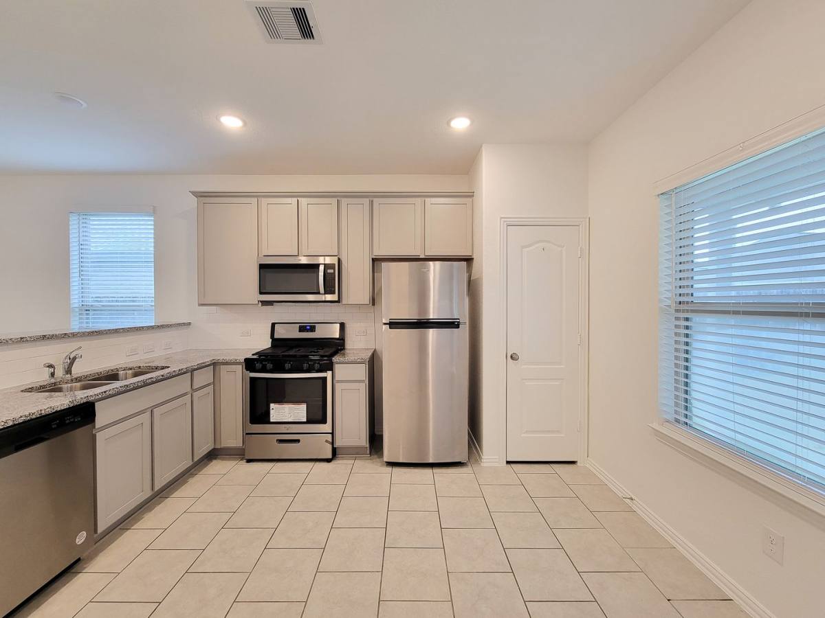 House for rent at 31351 Horseshoe Meadow Bend, Fulshear, TX 77441