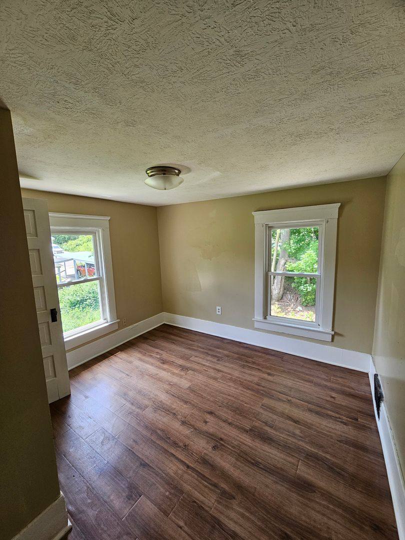 House for rent at 344 Fuller St, Akron, OH 44306