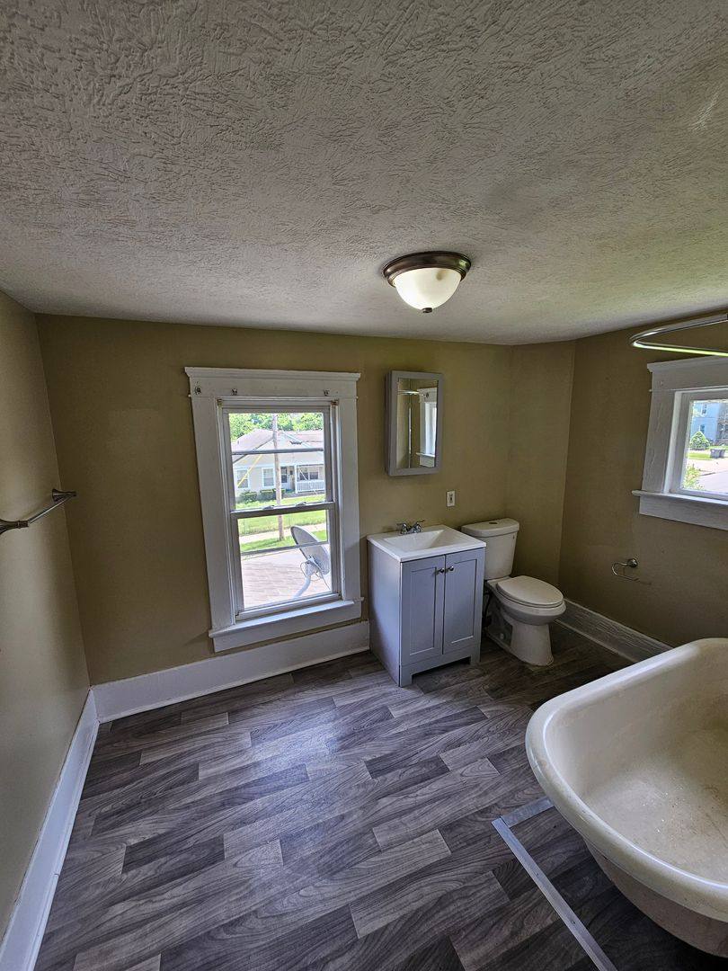 House for rent at 344 Fuller St, Akron, OH 44306