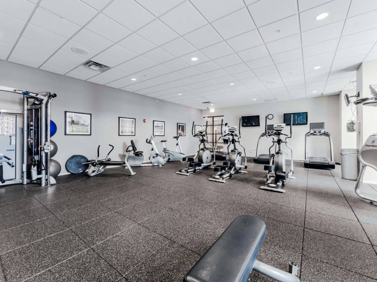 Apartment for rent at 8 E 9th St, Chicago, IL 60605