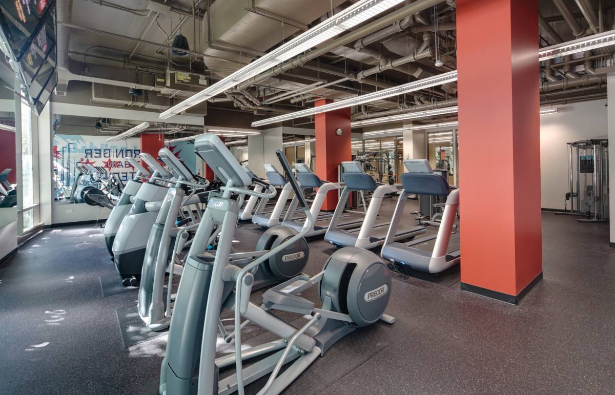 Apartment for rent at 900 S Clark St, Chicago, IL 60605